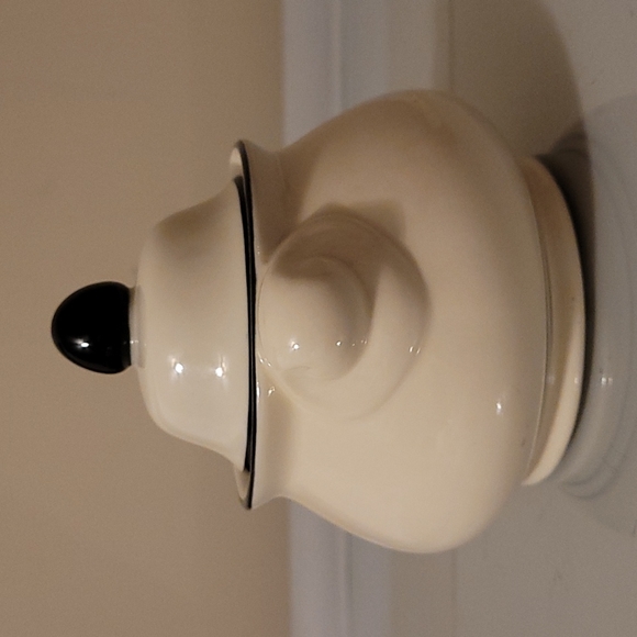 Yankee Candle Covered Dish Candle Holder - Picture 2 of 14